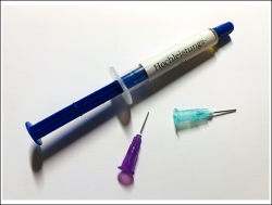 Hochleistungs-Öl, dickflüssig, ca. 2 ml